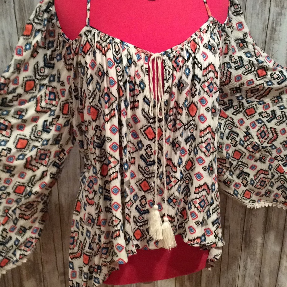 🦋 BOHO BLISS! FLUTTER SLEEVE, OFF SHOULDER TOP